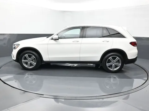More photos of 2022 Mercedes-Benz GLC 300 at Schrier Automotive Inc, NE