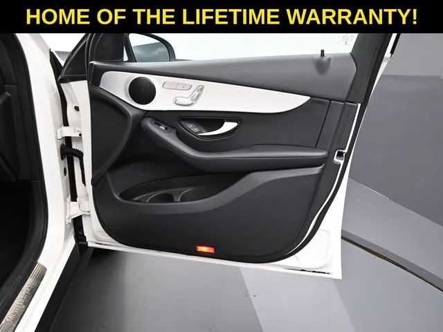 2022 Mercedes-Benz GLC GLC300 - Photo 43