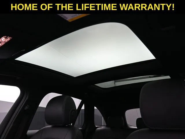 2022 Mercedes-Benz GLC GLC300 - Photo 34