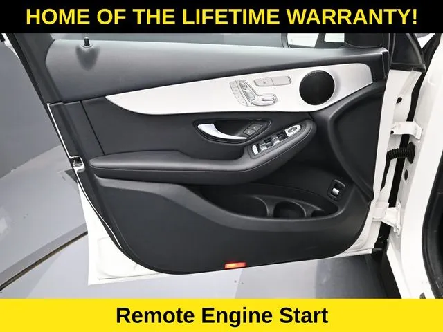 2022 Mercedes-Benz GLC GLC300 - Photo 11