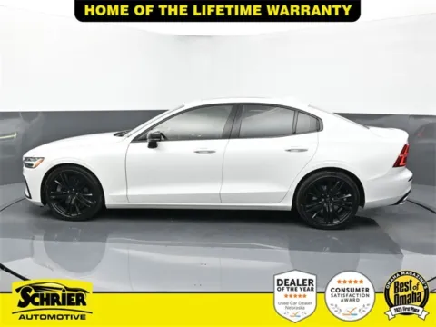 More photos of 2019 Volvo S60 T6 R-Design at Schrier Automotive Inc, NE
