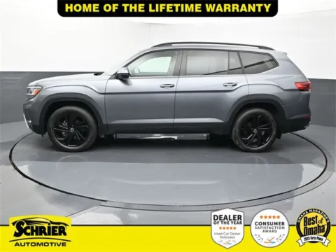 More photos of 2022 Volkswagen Atlas 3.6L V6 SE w/Technology at Schrier Automotive Inc, NE