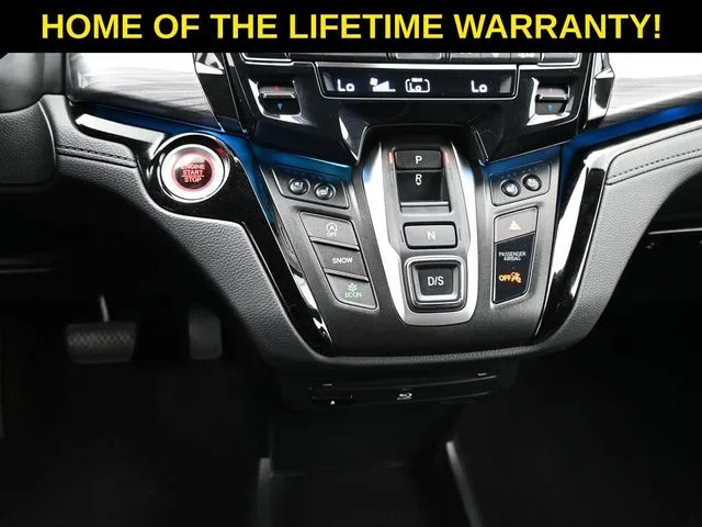 2024 Honda Odyssey Elite - Photo 31