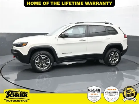 Another view of 2019 Jeep Cherokee Trailhawk for sale in Omaha, NE at Schrier Automotive Inc