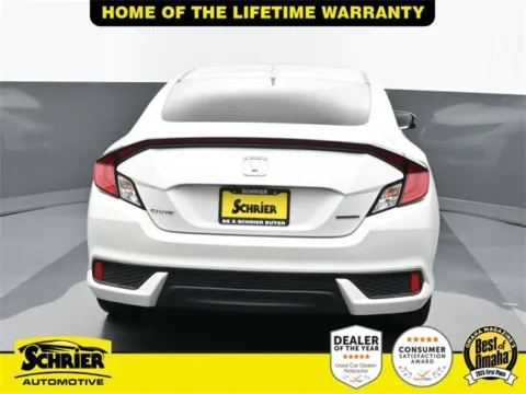 More photos of 2019 Honda Civic Touring at Schrier Automotive Inc, NE