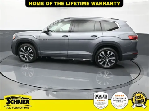 More photos of 2022 Volkswagen Atlas 3.6L V6 SEL Premium R-Line at Schrier Automotive Inc, NE