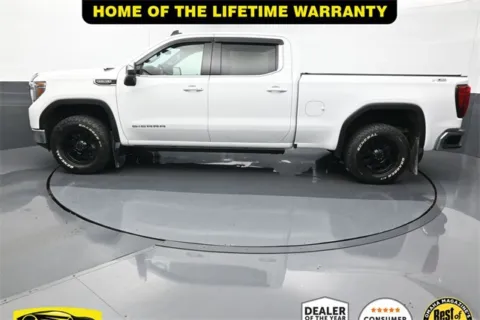 More photos of 2021 GMC Sierra 1500 SLE at Schrier Automotive Inc, NE
