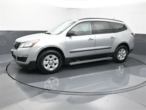 Photos of 2015 Chevrolet Traverse LS for sale in Omaha, NE at Schrier Automotive Inc