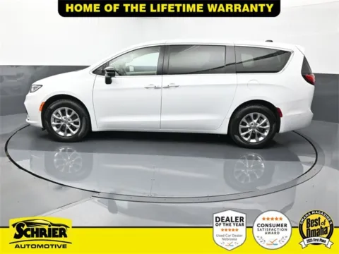 More photos of 2024 Chrysler Pacifica Touring L at Schrier Automotive Inc, NE