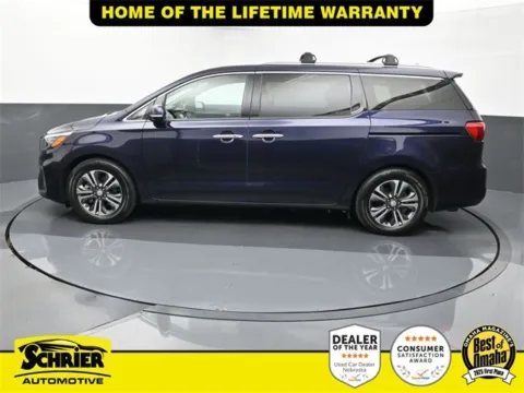 More photos of 2021 Kia Sedona SX at Schrier Automotive Inc, NE