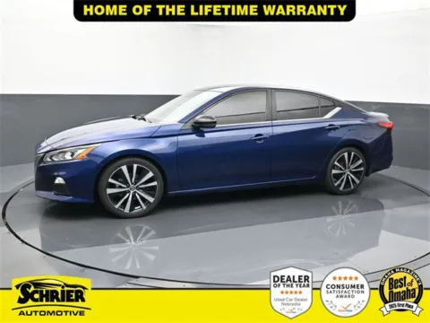 Another view of 2021 Nissan Altima 2.5 SR for sale in Omaha, NE at Schrier Automotive Inc
