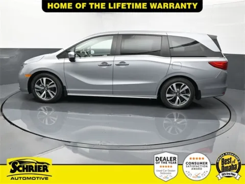 More photos of 2023 Honda Odyssey Touring at Schrier Automotive Inc, NE