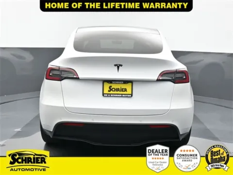 More photos of 2021 Tesla Model Y Long Range at Schrier Automotive Inc, NE