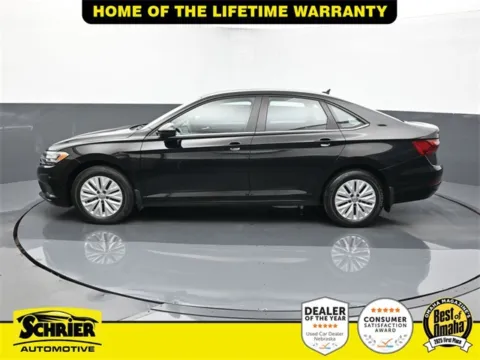 More photos of 2020 Volkswagen Jetta 1.4T S at Schrier Automotive Inc, NE