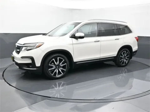 Photos of 2019 Honda Pilot Elite for sale in Omaha, NE at Schrier Automotive Inc