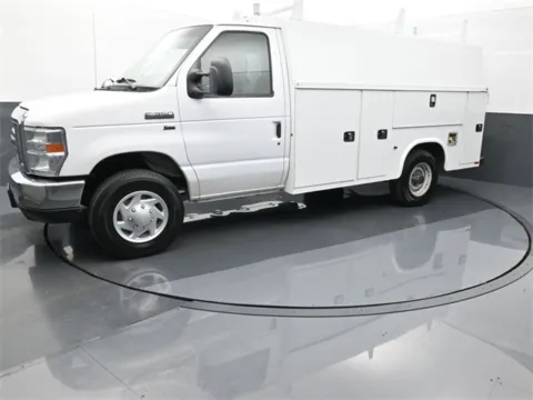 Photos of 2019 Ford E-350SD for sale in Omaha, NE at Schrier Automotive Inc
