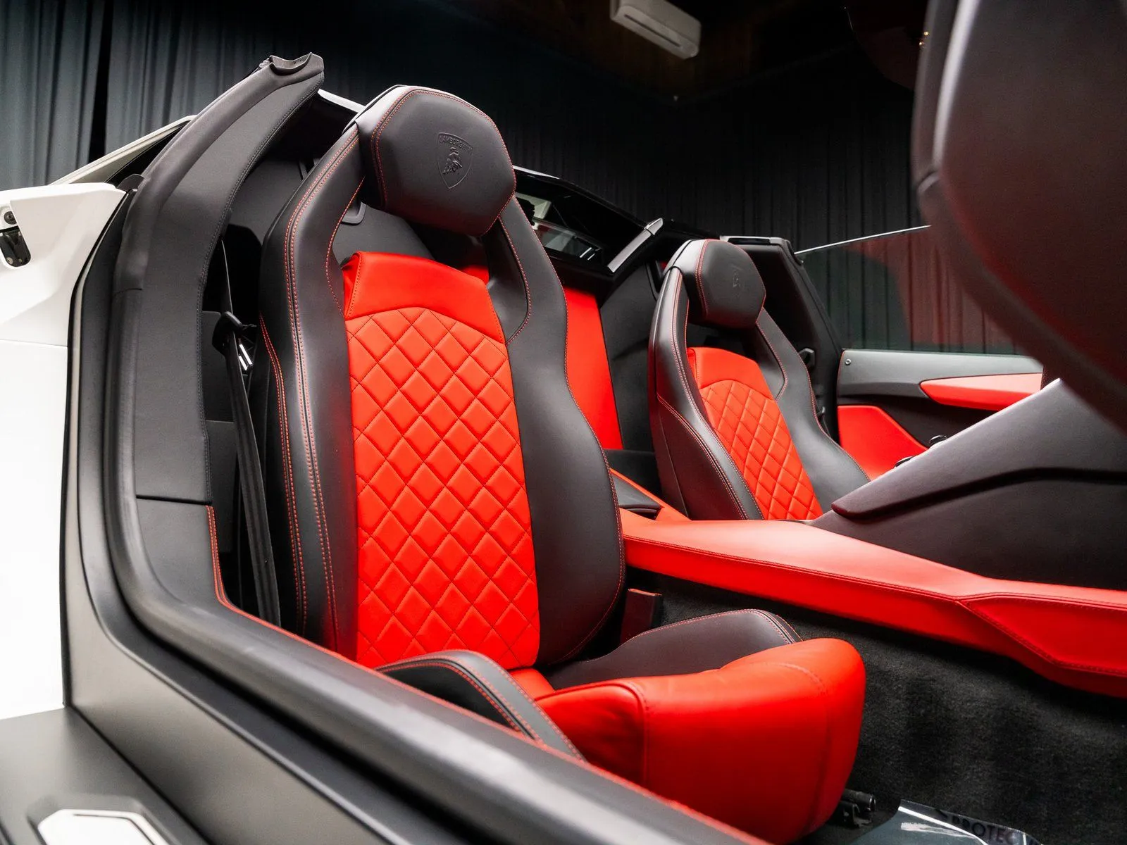 More photos of 2015 Lamborghini Aventador LP700-4 at HyperCars, IN