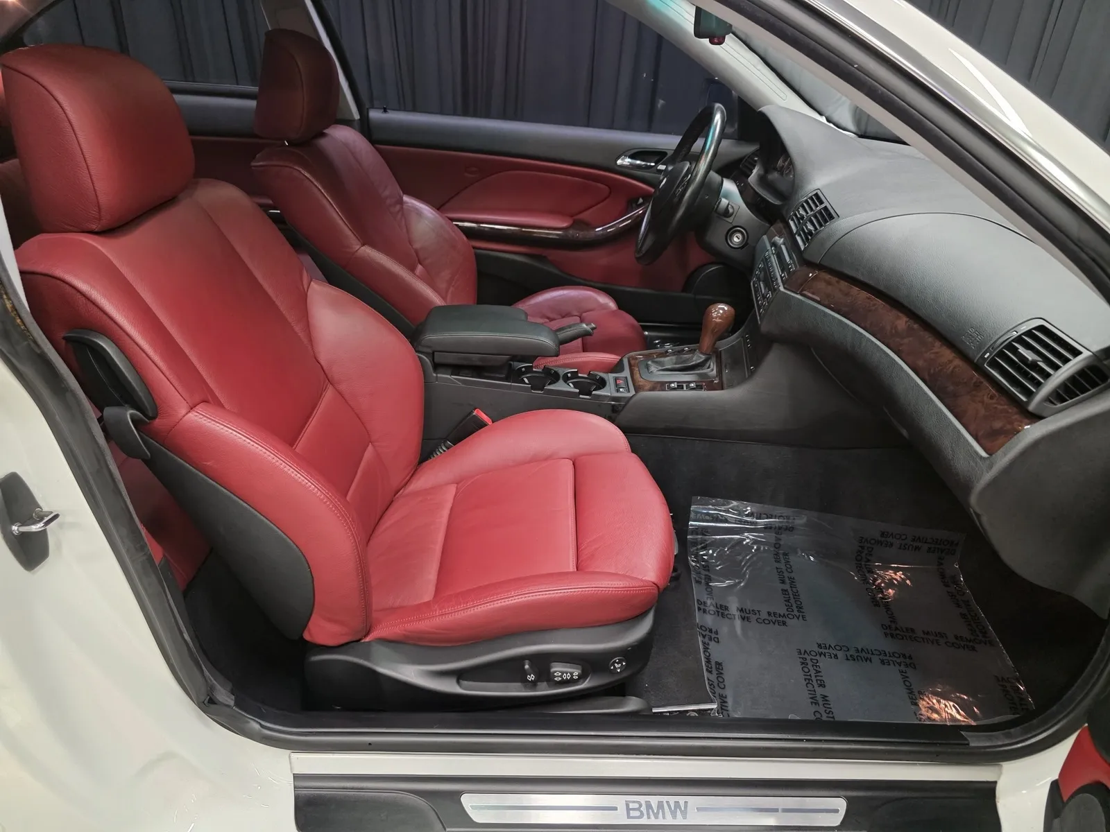 Photos of 2001 BMW 3 Series 330Ci for sale in New Albany, IN at HyperCars