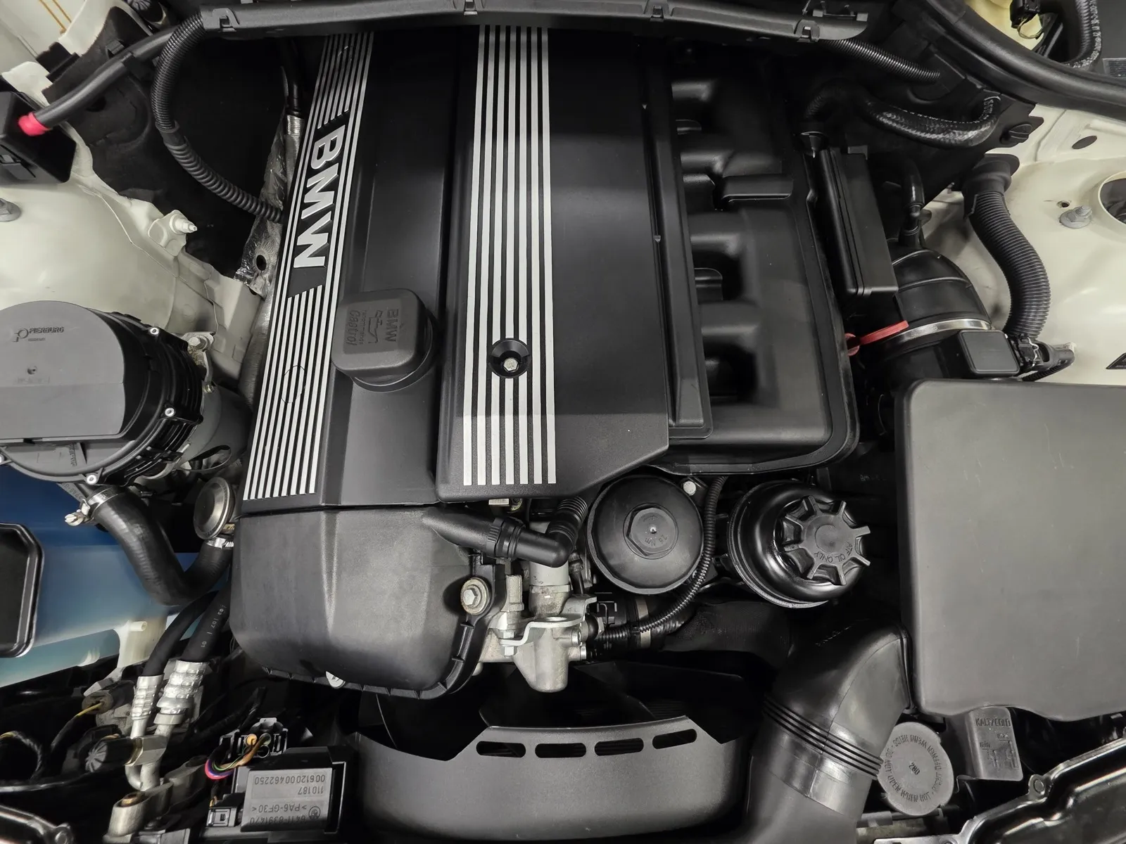 Another view of 2001 BMW 3 Series 330Ci for sale in New Albany, IN at HyperCars