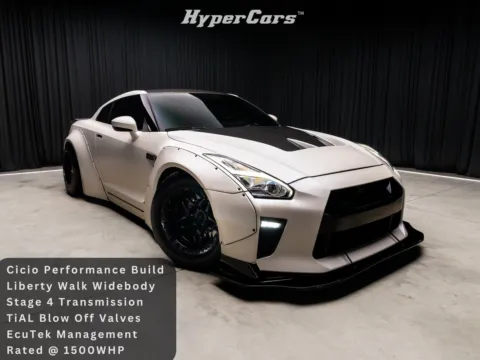 Photos of 2013 Nissan GT-R Premium for sale in New Albany, IN at HyperCars