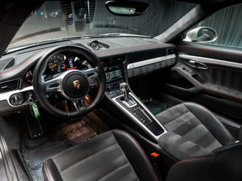 More photos of 2014 Porsche 911 GT3 at HyperCars, IN