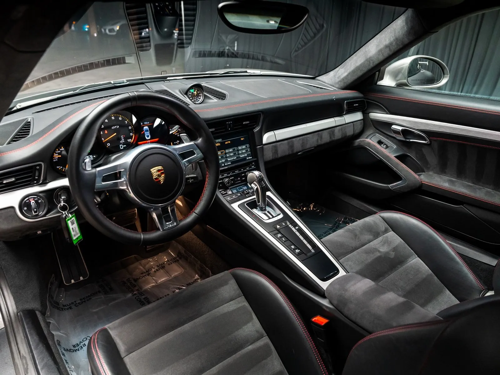 More photos of 2014 Porsche 911 GT3 at HyperCars, IN