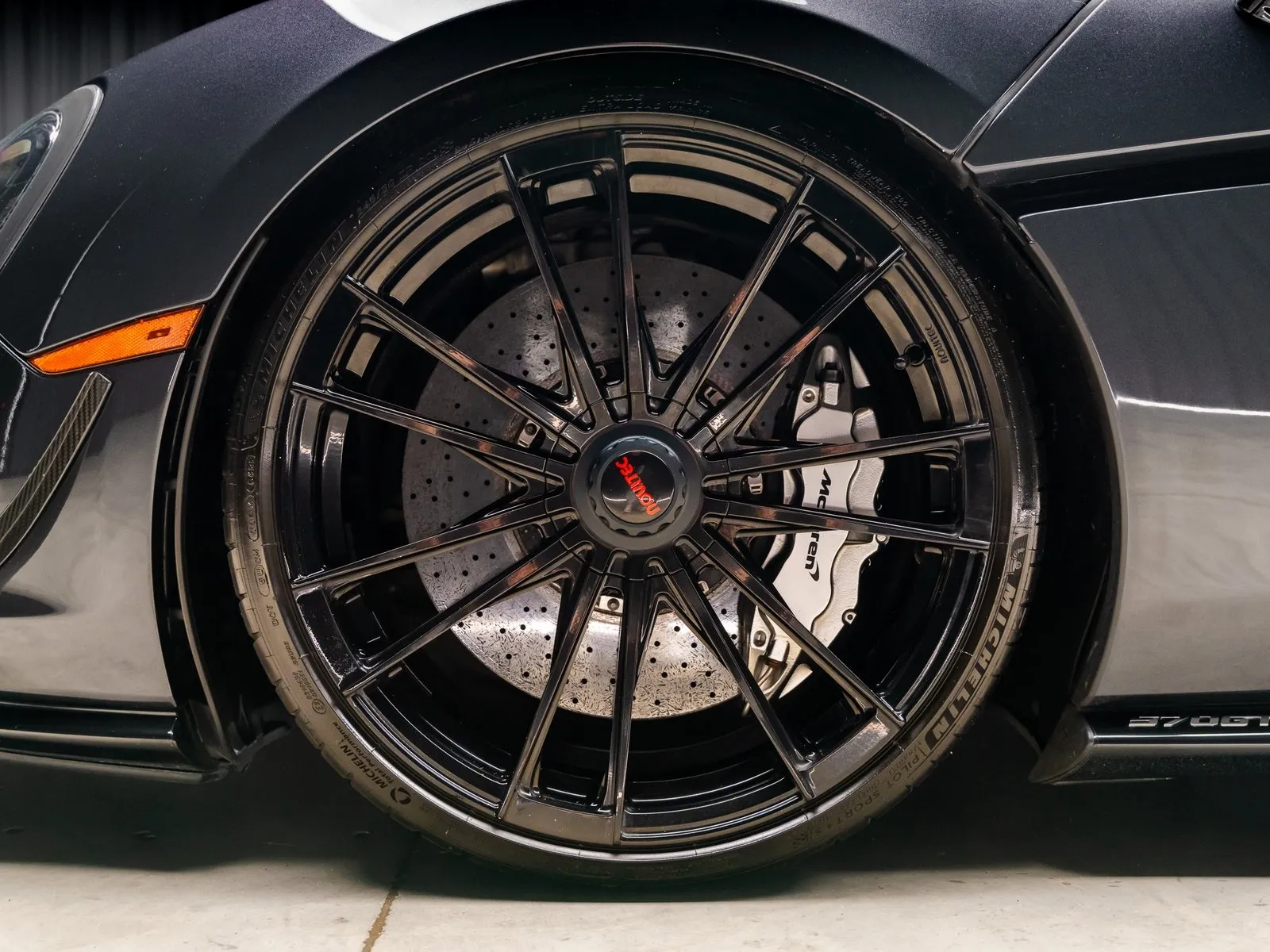 More photos of 2018 McLaren 570GT at HyperCars, IN