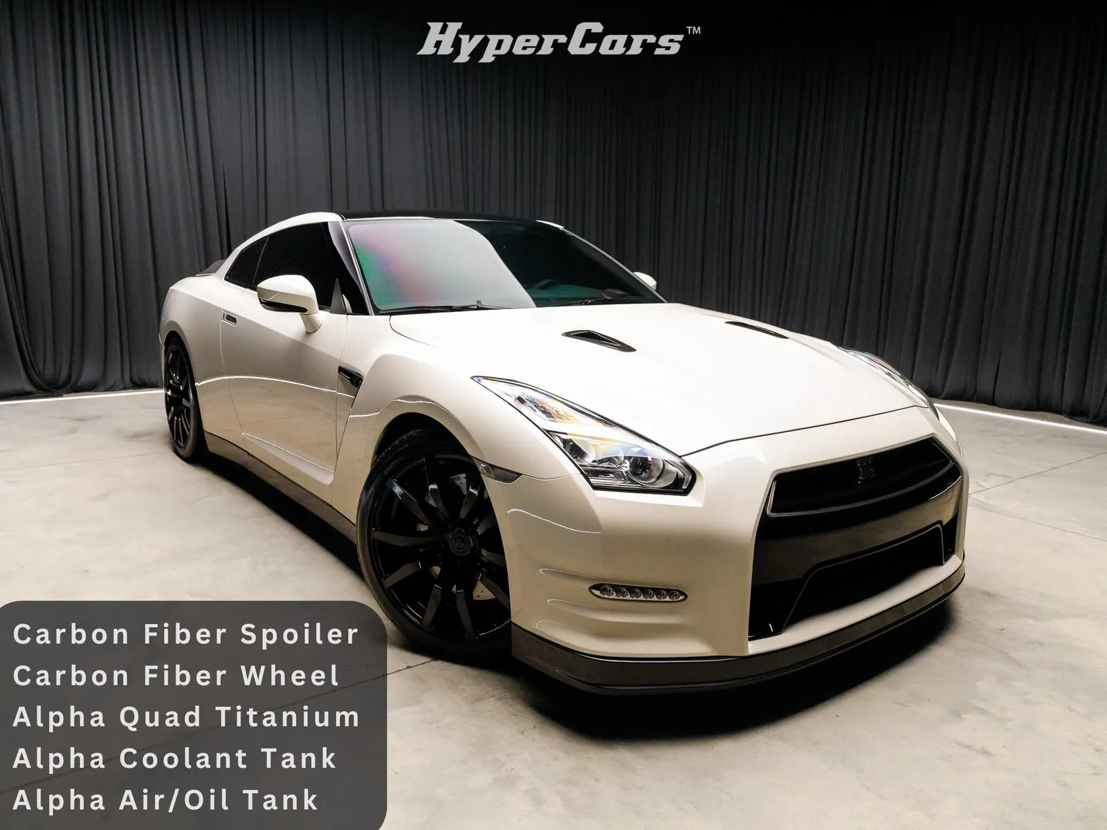 2015 Nissan GT-R Premium's photo