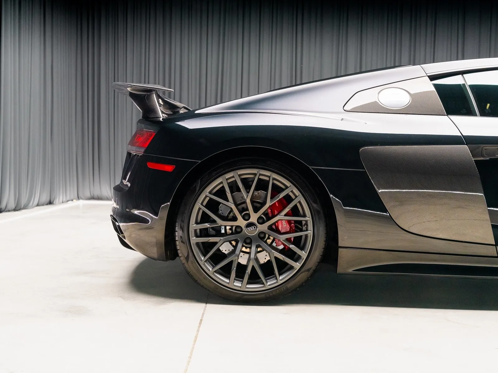 Photos of 2018 Audi R8 5.2 for sale in New Albany, IN at HyperCars