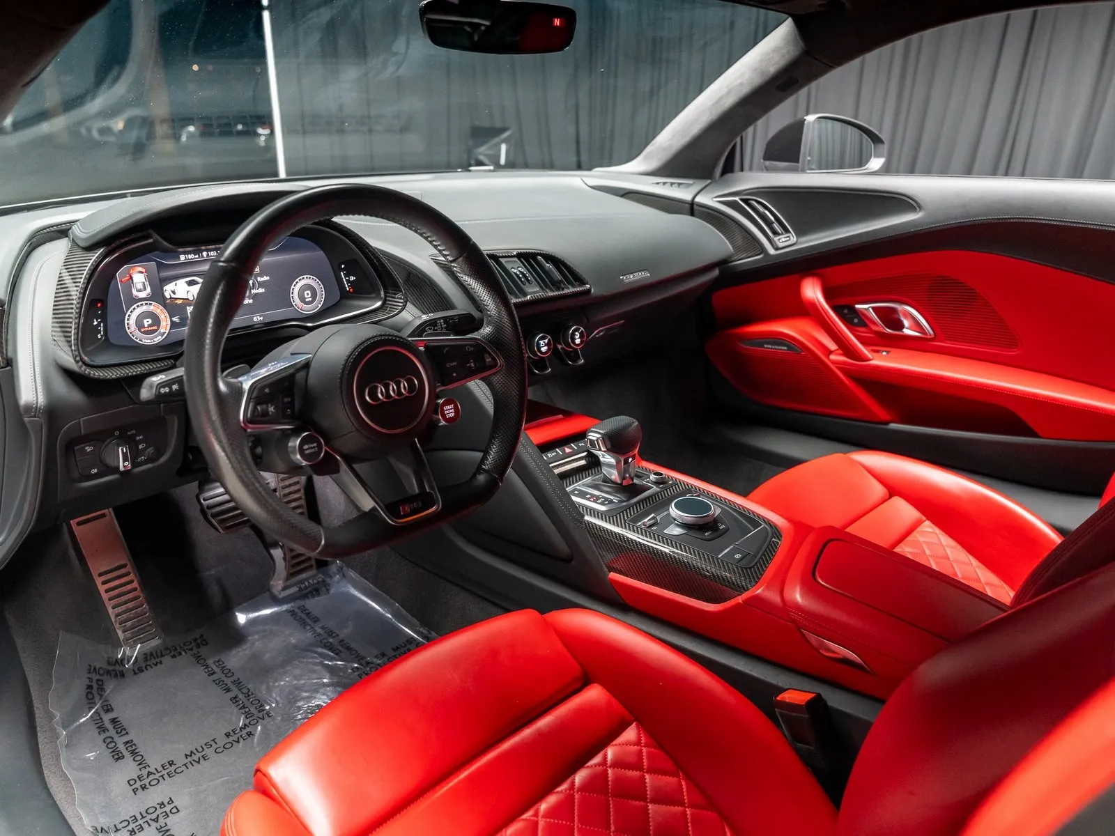 More photos of 2018 Audi R8 5.2 at HyperCars, IN