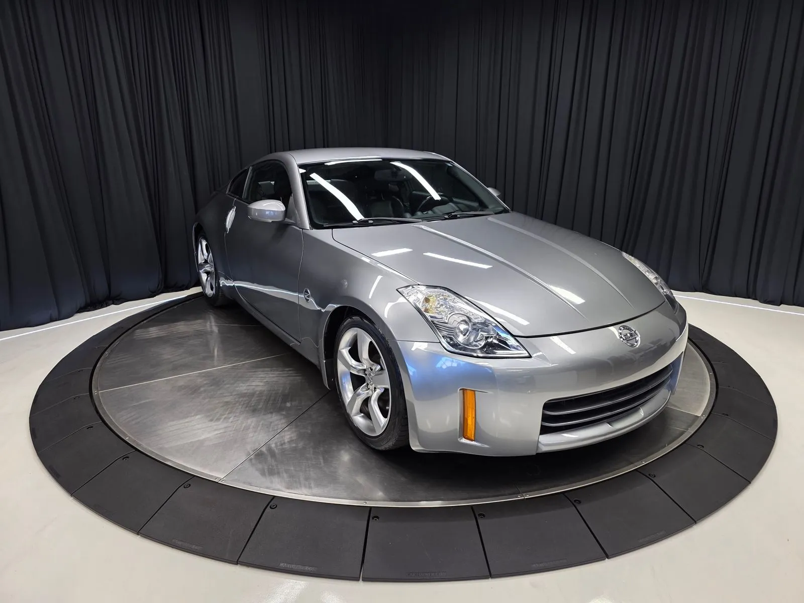 More photos of 2006 Nissan 350Z Touring at HyperCars, IN