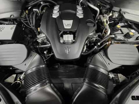 More photos of 2020 Maserati Levante GranSport at HyperCars, IN