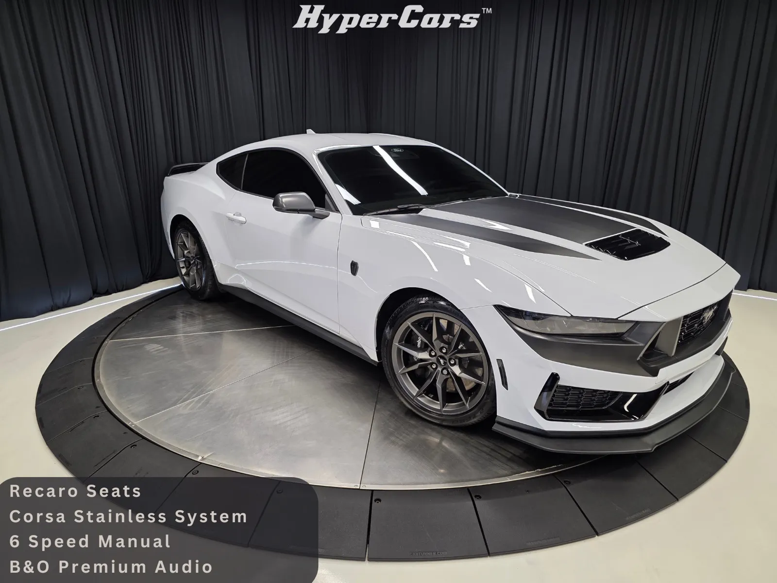 2024 Ford Mustang Dark Horse's photo