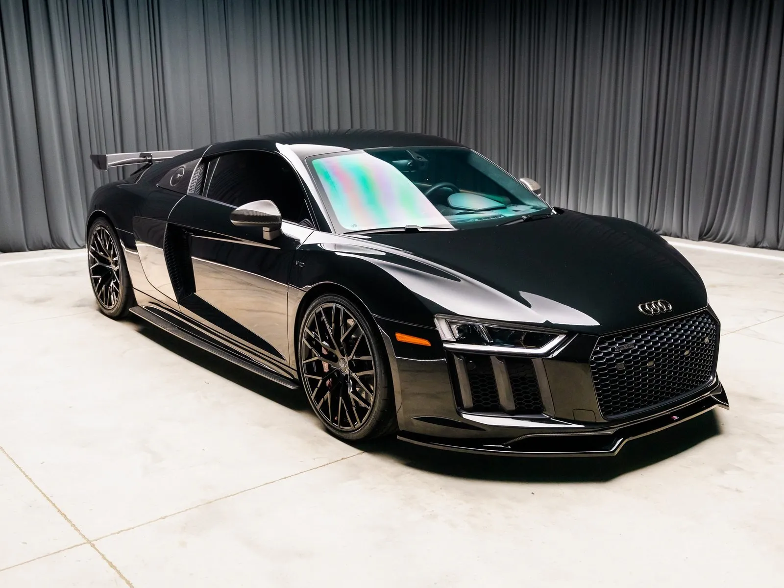 Photos of 2017 Audi R8 5.2 Plus for sale in New Albany, IN at HyperCars