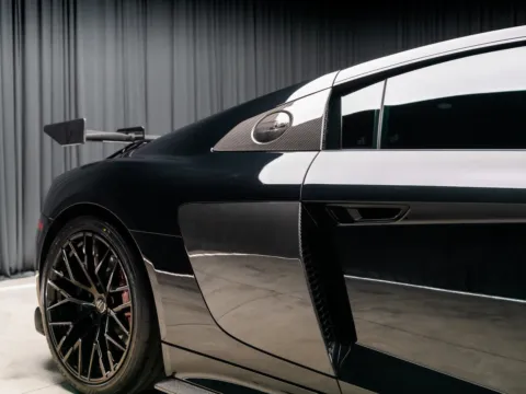 More photos of 2017 Audi R8 5.2 Plus at HyperCars, IN