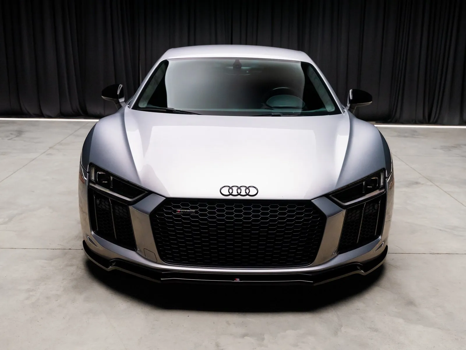 Used 2018 Audi R8 5.2 for sale in New Albany, IN at HyperCars