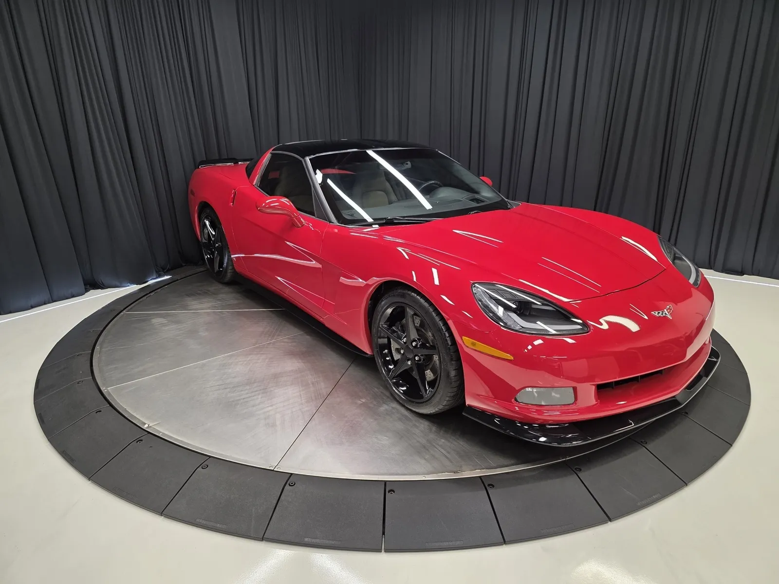 More photos of 2007 Chevrolet Corvette at HyperCars, IN
