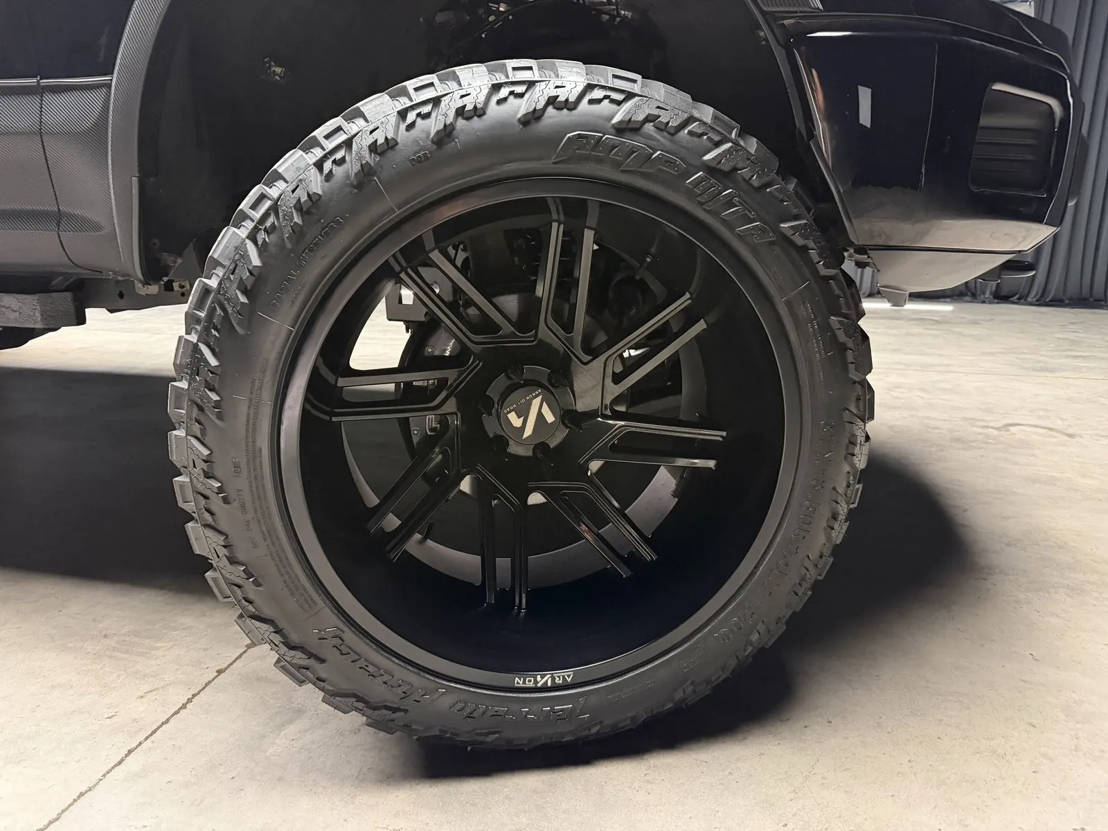 More photos of 2020 Ford F-150 Lariat at HyperCars, IN