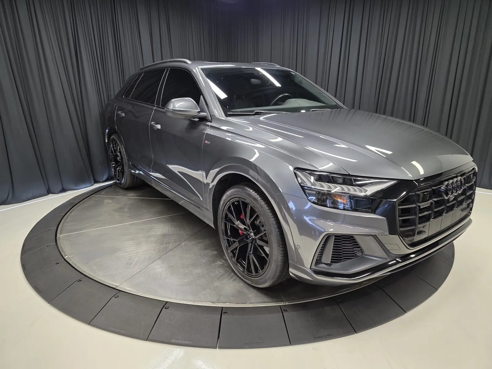 More photos of 2021 Audi Q8 55 Premium Plus at HyperCars, IN