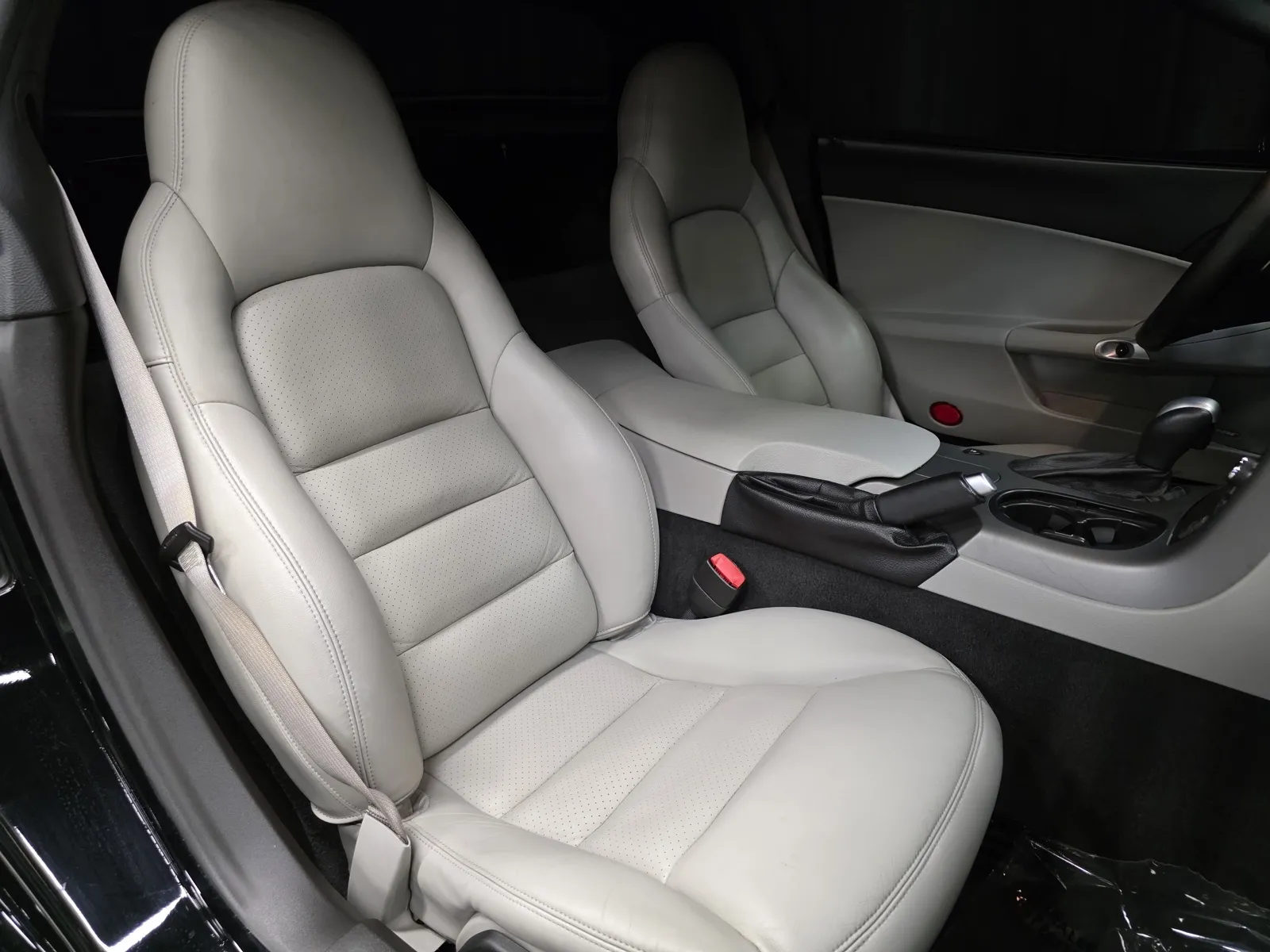 Photos of 2007 Chevrolet Corvette for sale in New Albany, IN at HyperCars