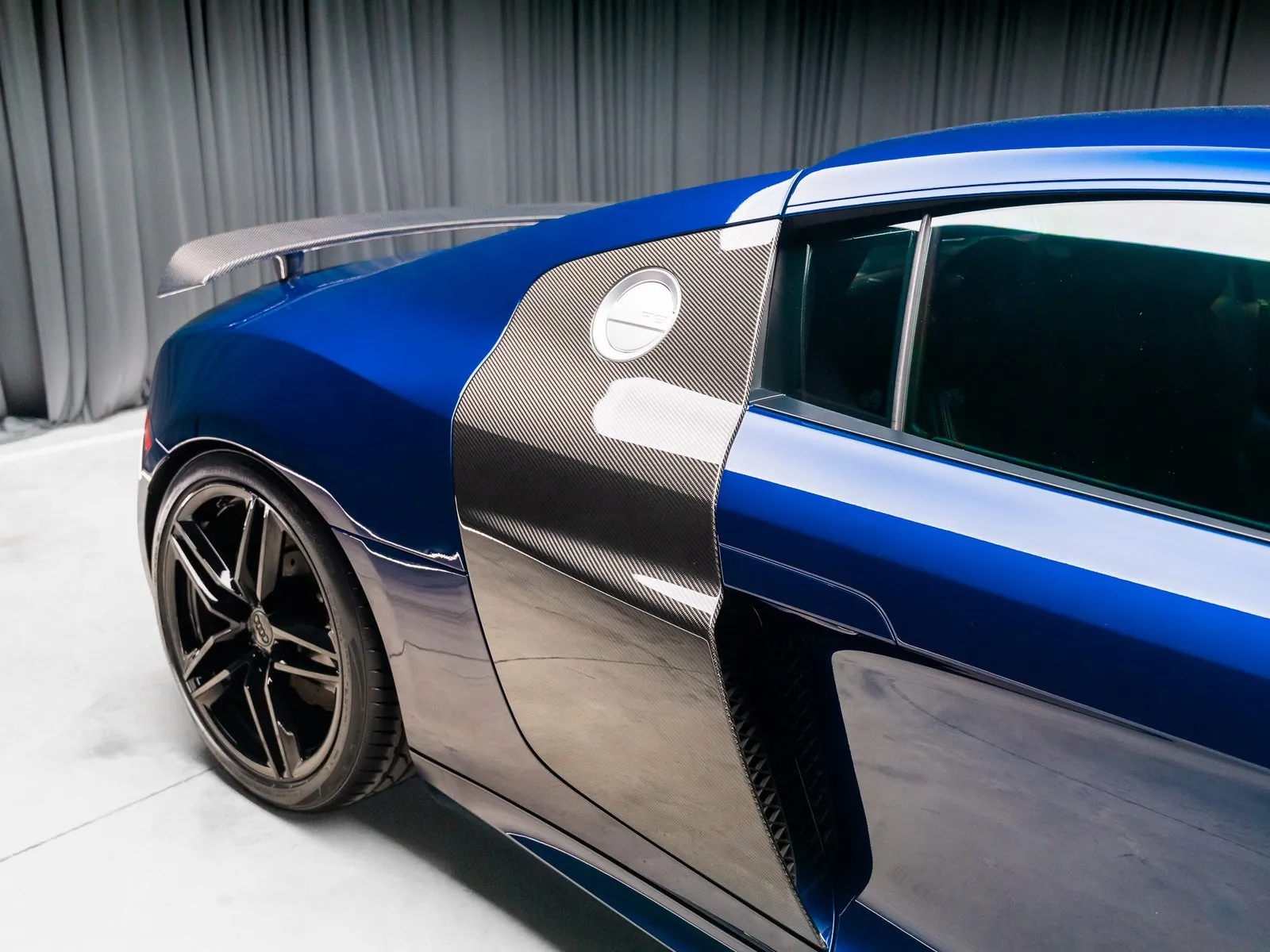 Another view of 2014 Audi R8 5.2 for sale in New Albany, IN at HyperCars