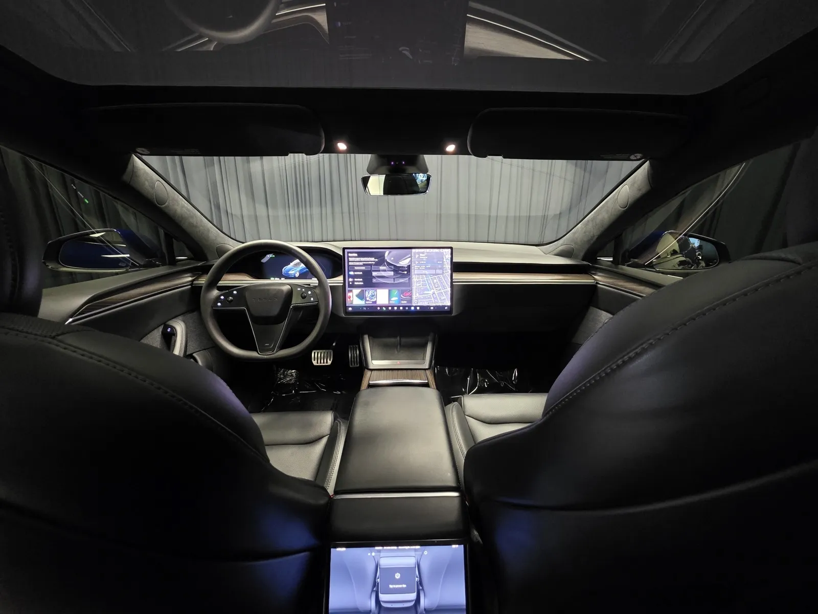 Photos of 2023 Tesla Model S Standard Range for sale in New Albany, IN at HyperCars