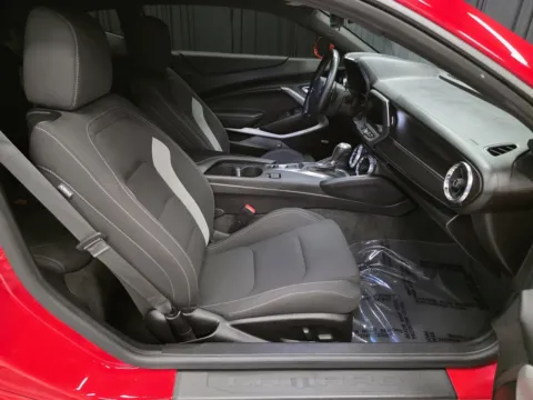 Another view of 2021 Chevrolet Camaro LT1 for sale in New Albany, IN at HyperCars