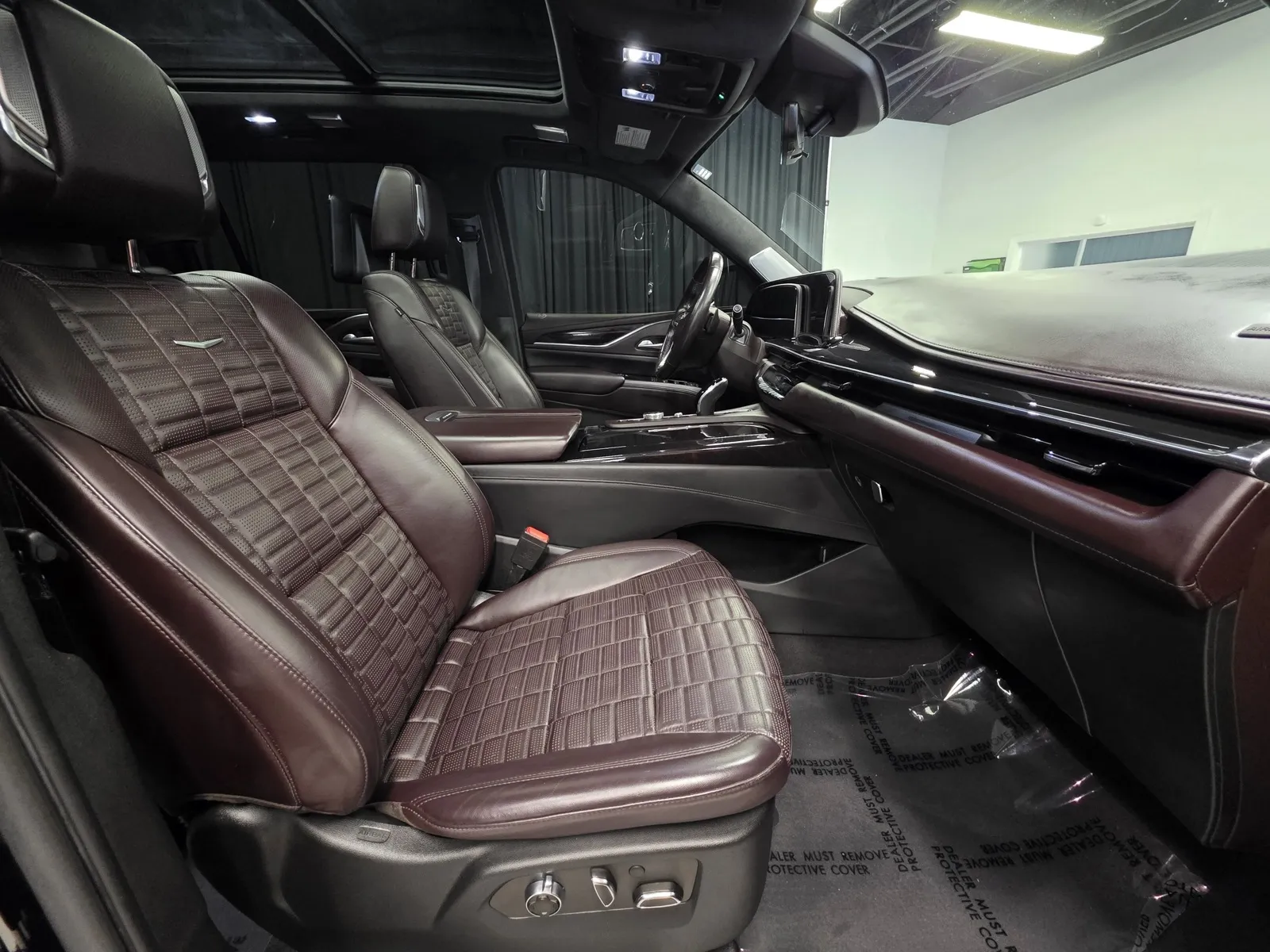 Photos of 2022 Cadillac Escalade ESV Sport Platinum for sale in New Albany, IN at HyperCars