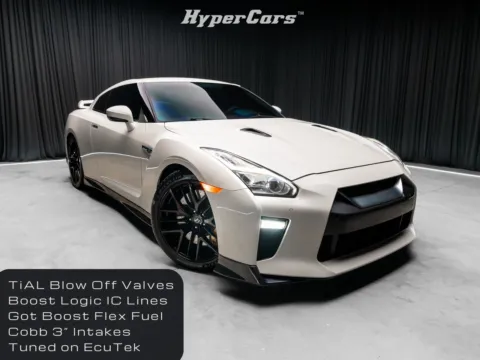 Used 2017 Nissan GT-R Premium for sale in New Albany, IN at
