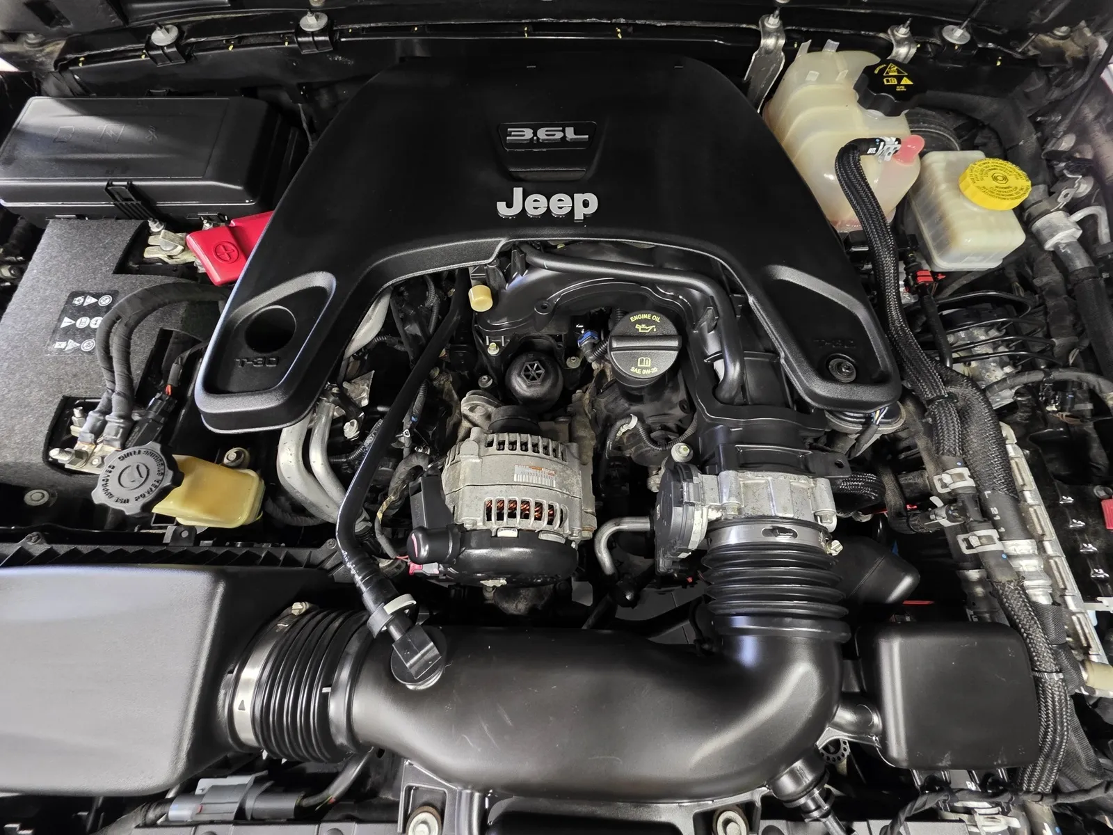 Another view of 2018 Jeep Wrangler Unlimited Sahara for sale in New Albany, IN at HyperCars