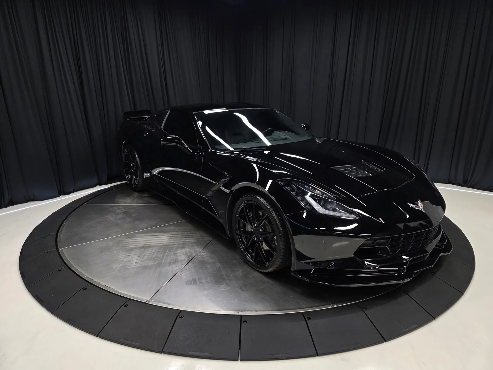 More photos of 2015 Chevrolet Corvette Stingray at HyperCars, IN