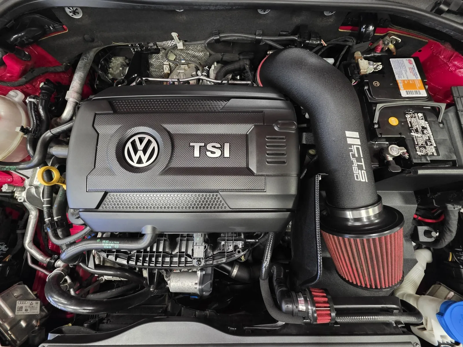 Another view of 2020 Volkswagen Golf GTI 2.0T SE for sale in New Albany, IN at HyperCars