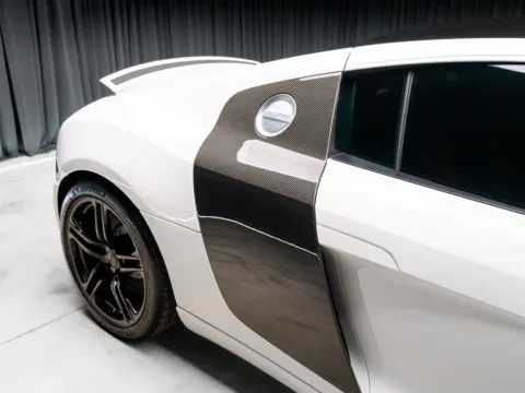 More photos of 2009 Audi R8 4.2 at HyperCars, IN