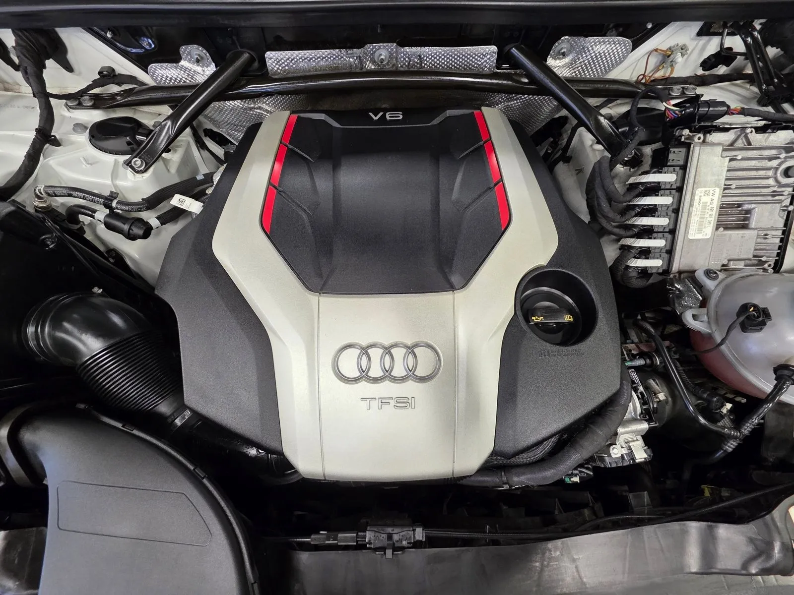 Another view of 2020 Audi SQ5 3.0T Premium Plus for sale in New Albany, IN at HyperCars